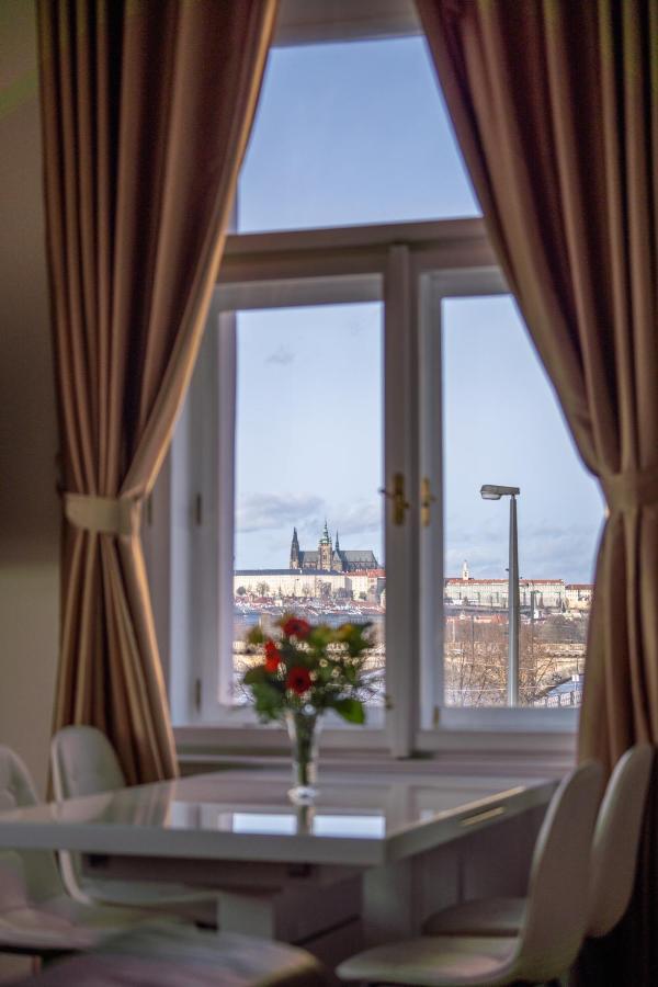 Exclusive Apartment With A View Of Prague Castle And Vltava River Praga Exterior foto