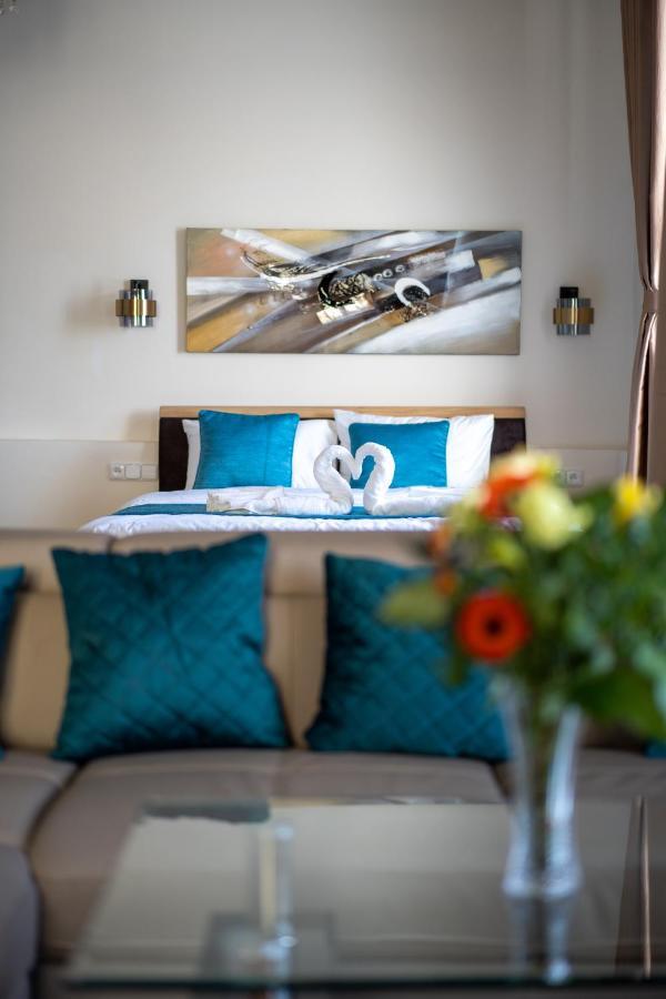 Exclusive Apartment With A View Of Prague Castle And Vltava River Praga Exterior foto