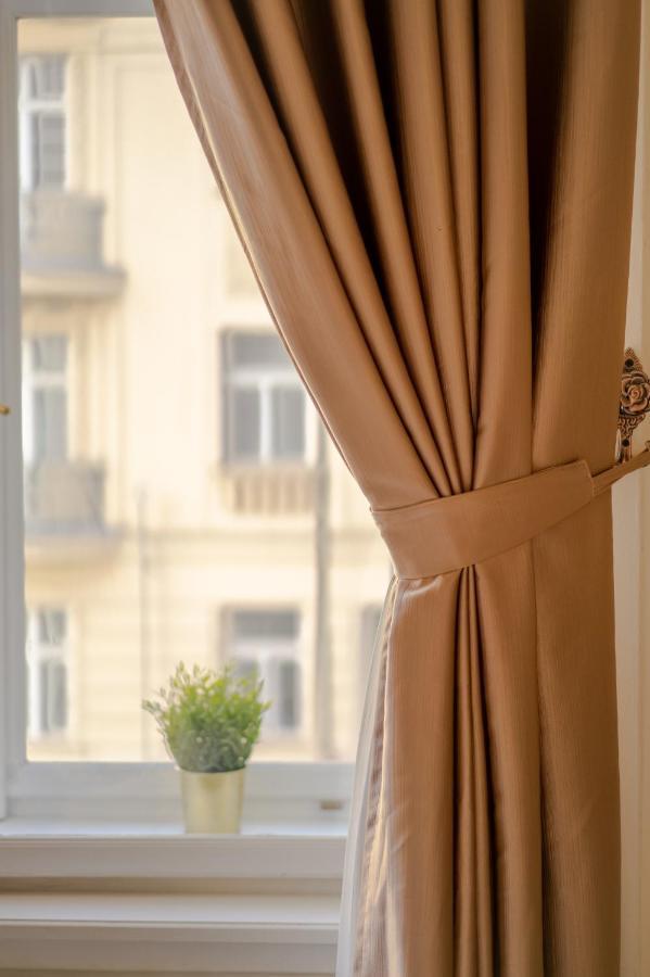 Exclusive Apartment With A View Of Prague Castle And Vltava River Praga Exterior foto