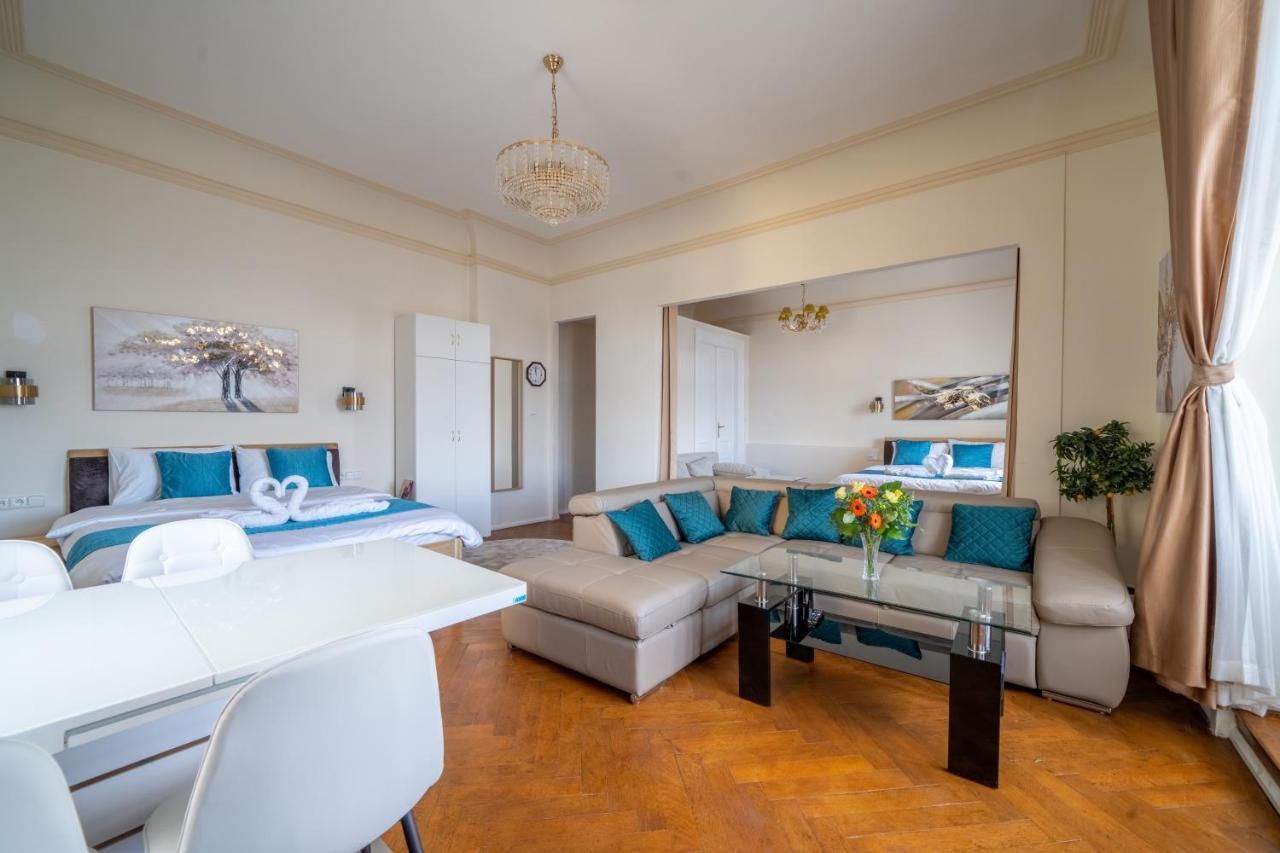 Exclusive Apartment With A View Of Prague Castle And Vltava River Praga Exterior foto